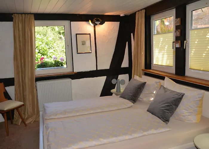 1534 Neustadt an der Weinstraße